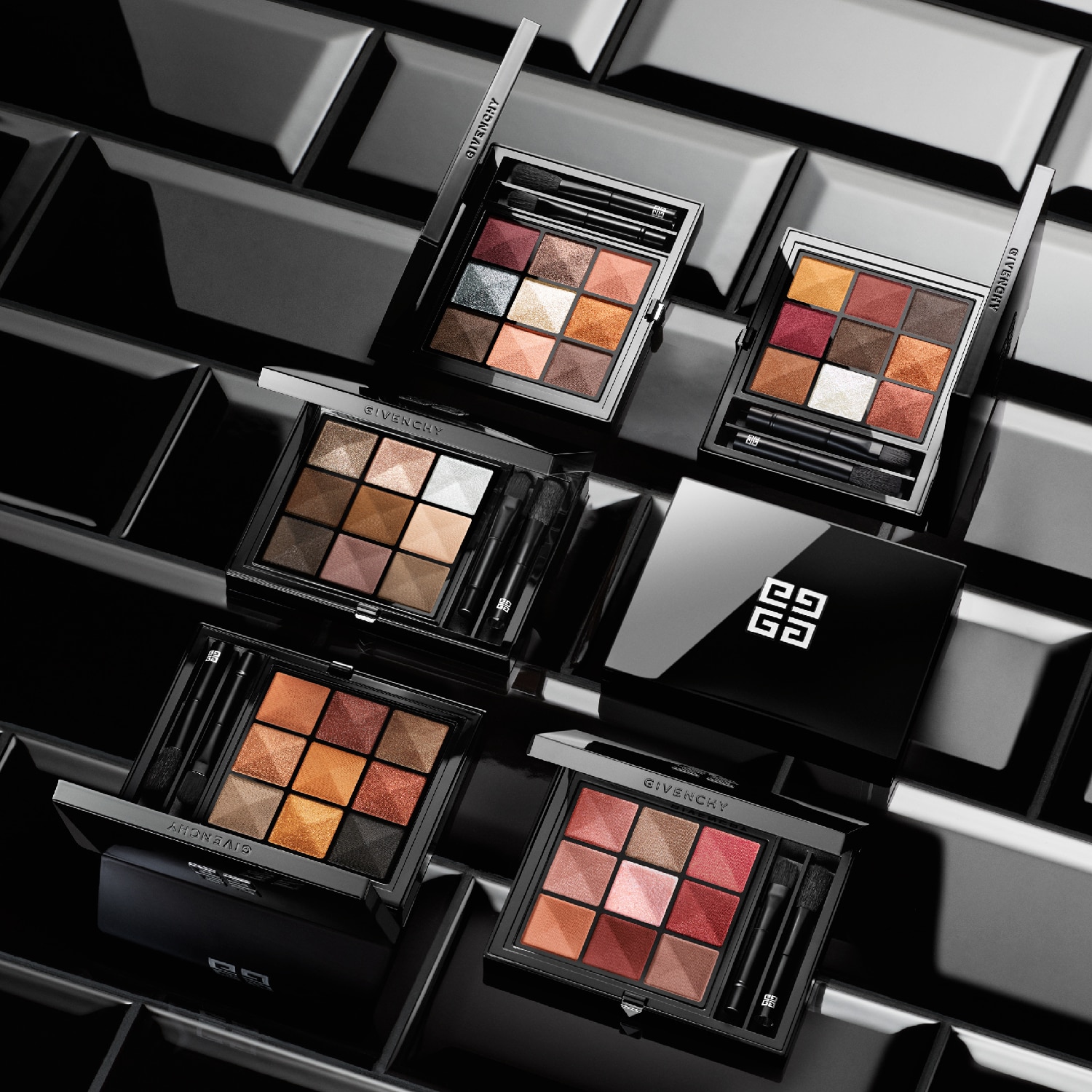 LE 9 (PALETA DE SOMBRAS PARA OJOS DE ALTA PIGMENTACIÓN Y 12 HORAS DE DURACIÓN)